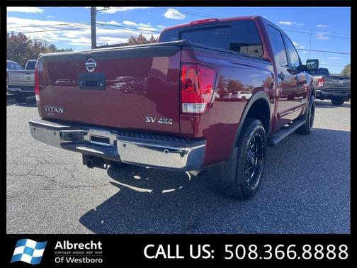 2015 Nissan Titan SV