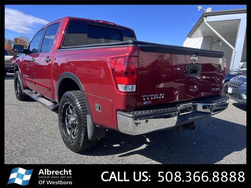 2015 Nissan Titan SV
