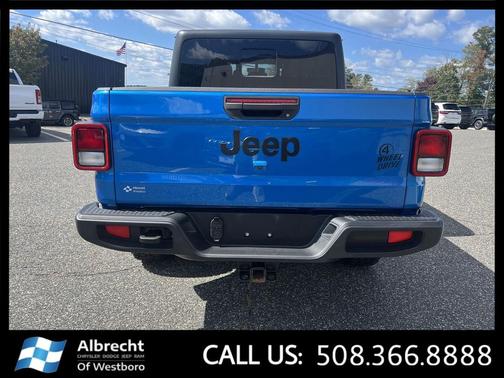 2022 Jeep Gladiator Willys 4x4