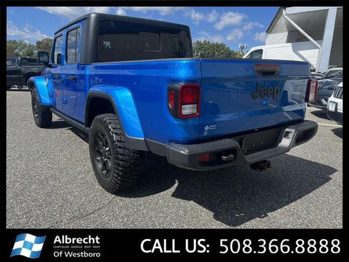 2022 Jeep Gladiator Willys 4x4