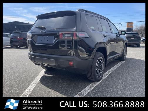 Diamond Black Crystal Pearlcoat 2026 Jeep Cherokee Limited