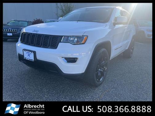 2020 Jeep Grand Cherokee Laredo