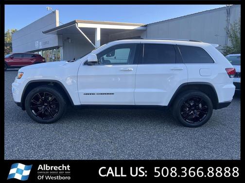 2020 Jeep Grand Cherokee Laredo