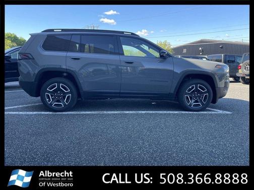 Sting-Gray Clearcoat 2026 Jeep Cherokee Laredo 4x4