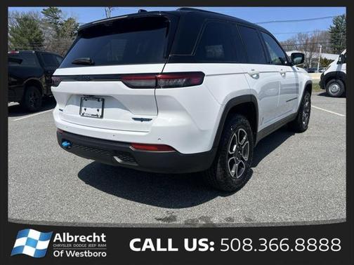 2023 Jeep Grand Cherokee 4xe Trailhawk