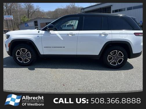 2023 Jeep Grand Cherokee 4xe Trailhawk