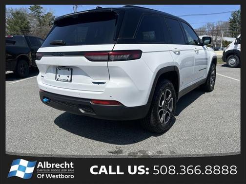 2023 Jeep Grand Cherokee 4xe Trailhawk