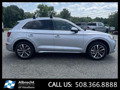 2023 Audi Q5 45 S line Premium Plus