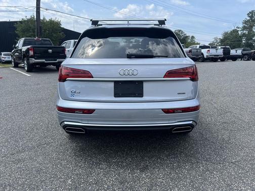 2023 Audi Q5 45 S line Premium Plus