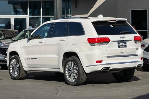 Ivory 2018 Jeep Grand Cherokee Summit