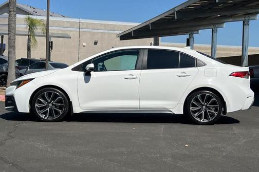 Super White 2020 Toyota Corolla SE