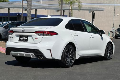 Super White 2020 Toyota Corolla SE