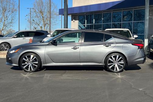 2020 Nissan Altima 2.5 SR