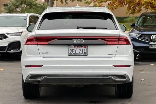 2023 Audi Q8 55 Premium Plus