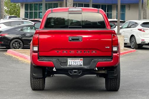 2019 Toyota Tacoma TRD Sport