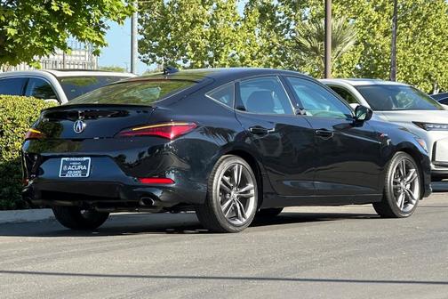2023 Acura Integra w/A-Spec Package