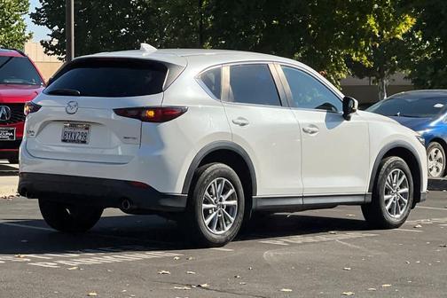2022 Mazda CX-5 2.5 S Preferred Package