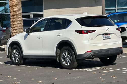 2022 Mazda CX-5 2.5 S Preferred Package