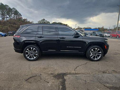 2024 Jeep Grand Cherokee Overland