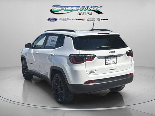 Bright White Clearcoat 2026 Jeep Compass Latitude