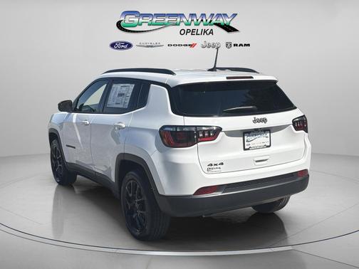 Bright White Clearcoat 2026 Jeep Compass Sport