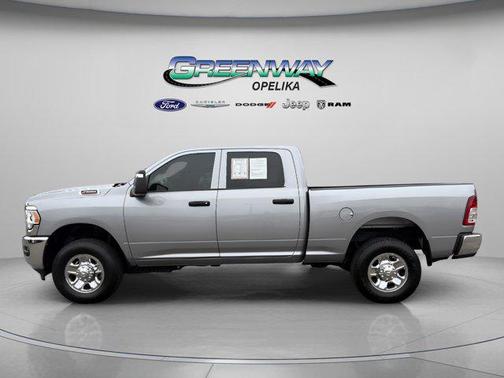 2024 RAM 2500 Tradesman Crew Cab 4x4 6'4' Box