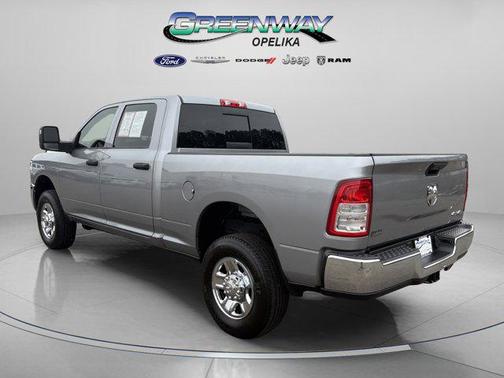 2024 RAM 2500 Tradesman Crew Cab 4x4 6'4' Box