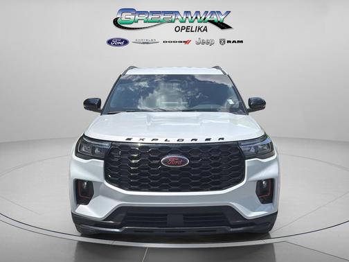 Space White Metallic 2026 Ford Explorer ST-Line
