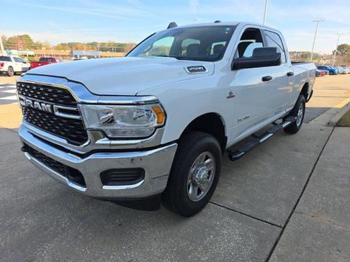 2022 RAM 2500 Big Horn Crew Cab 4x4 6'4' Box