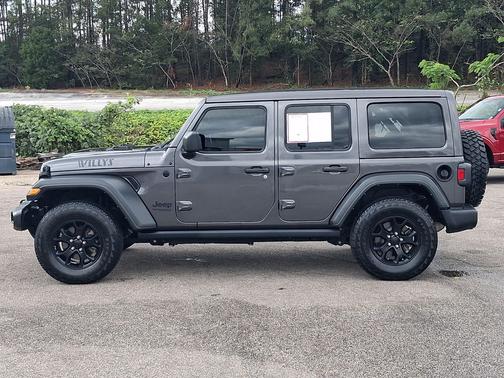 Granite Crystal Metallic Clearcoat 2022 Jeep Wrangler Willys
