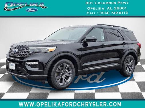 Agate Black Metallic 2024 Ford Explorer XLT