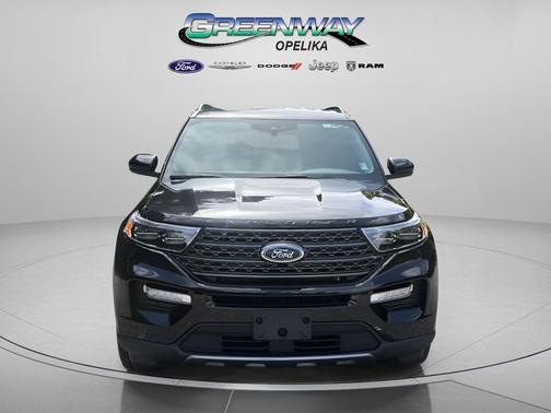 Agate Black Metallic 2024 Ford Explorer XLT