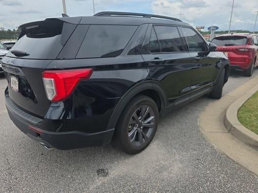 Agate Black Metallic 2024 Ford Explorer XLT