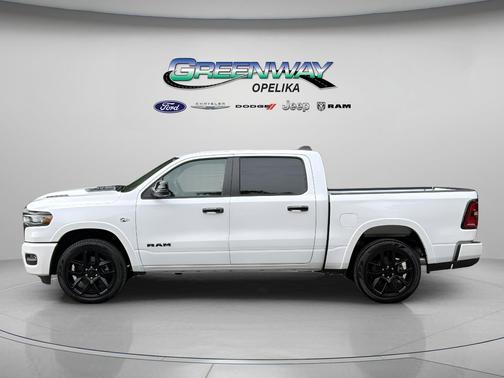 Ivory White Tri-Coat Pearlcoat 2026 RAM 1500 Laramie