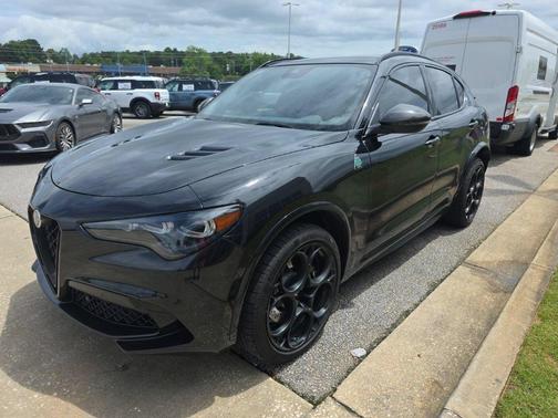 Vulcano Black Metallic 2024 Alfa Romeo Stelvio Quadrifoglio