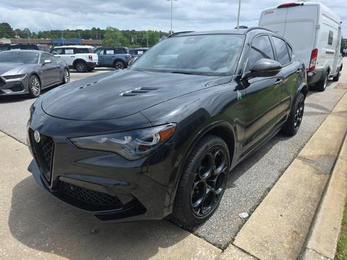 Vulcano Black Metallic 2024 Alfa Romeo Stelvio Quadrifoglio