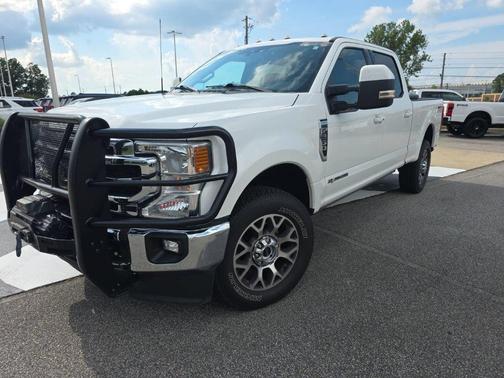 Star White Metallic Tri-Coat 2022 Ford F-250 Lariat