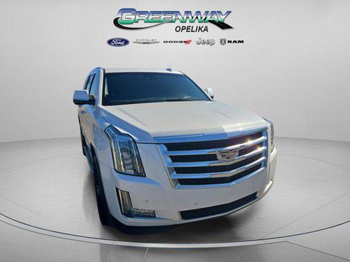 2018 Cadillac Escalade Luxury