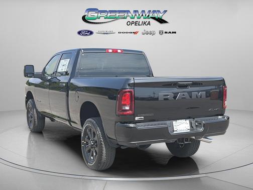 Diamond Black Crystal Pearlcoat 2026 RAM 2500 Big Horn Crew Cab 4x4 6'4' Box