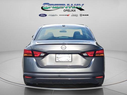 Gun Metallic 2025 Nissan Altima 2.5 SV
