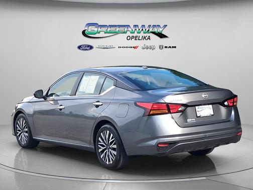 Gun Metallic 2025 Nissan Altima 2.5 SV