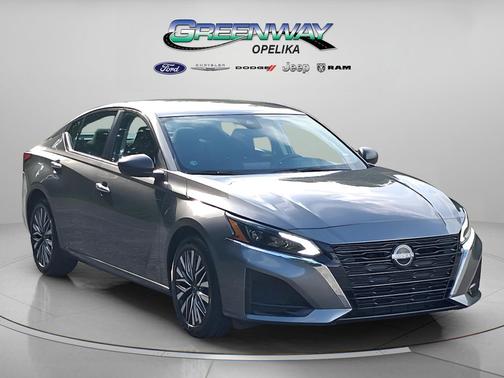 Gun Metallic 2025 Nissan Altima 2.5 SV