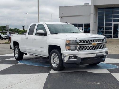 Photo 2 of 36 of 2015 Chevrolet Silverado 1500 LT