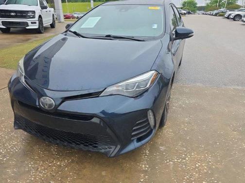 Black Sand Pearl 2019 Toyota Corolla SE