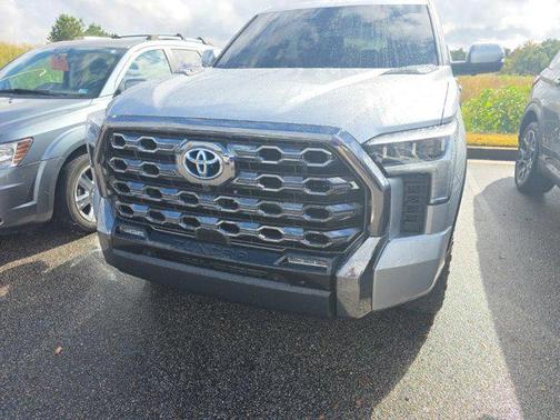 2024 Toyota Tundra Hybrid Platinum