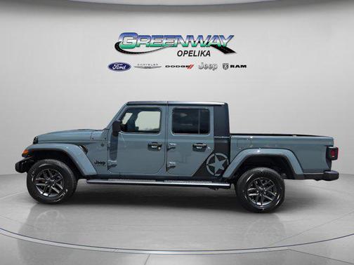 2025 Jeep Gladiator Sport S