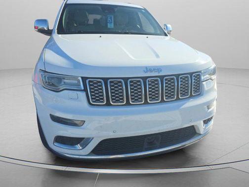 2020 Jeep Grand Cherokee Summit