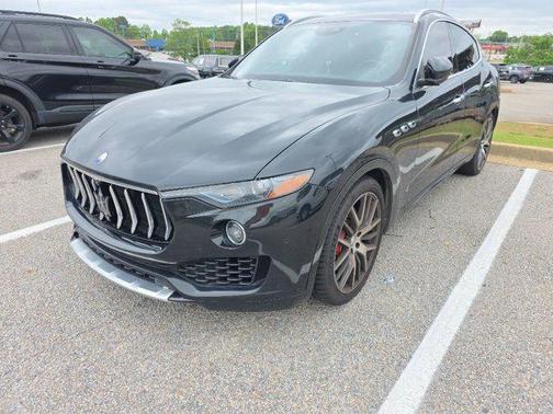 Nero Noctis Black 2017 Maserati Levante S