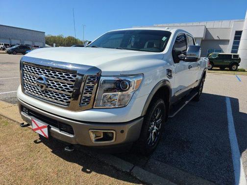 2018 Nissan Titan XD Platinum Reserve