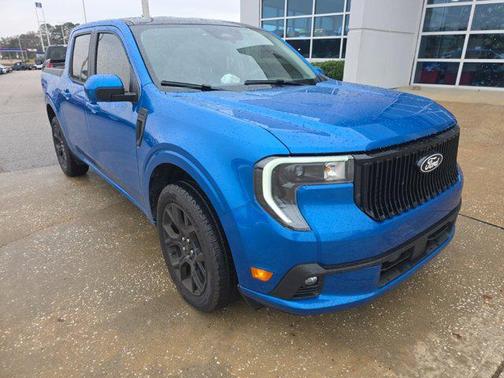 2025 Ford Maverick Lobo Standard